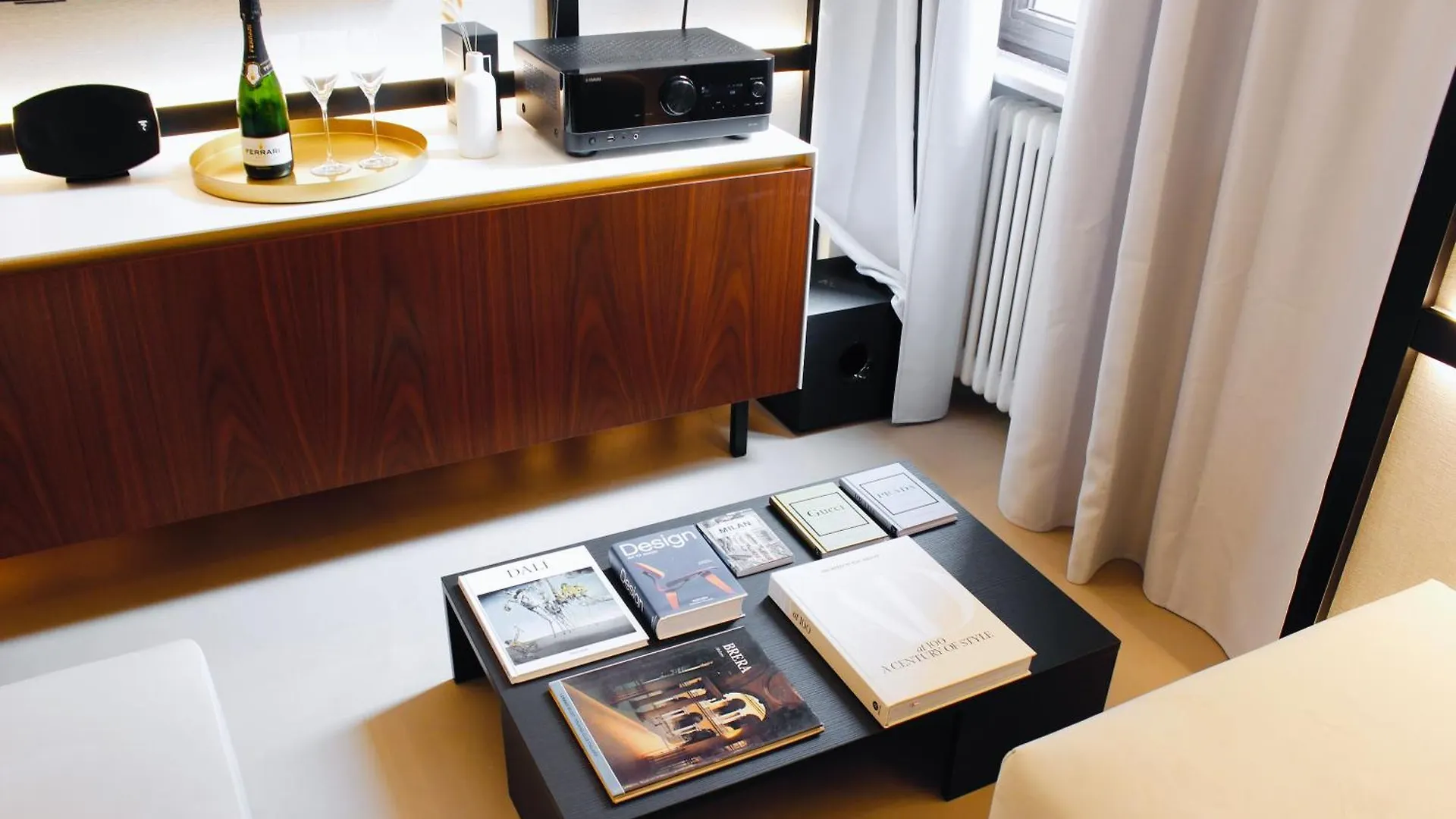Easylife - Luxury Design Apartment With Jacuzzi Milan