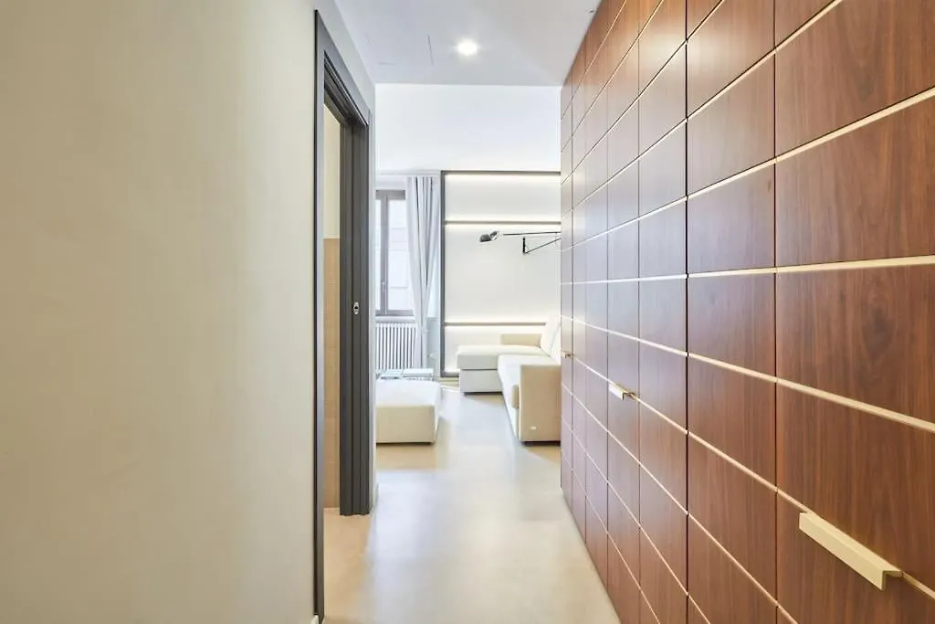 Easylife - Luxury Design Apartment With Jacuzzi Milan 0*,  Italy