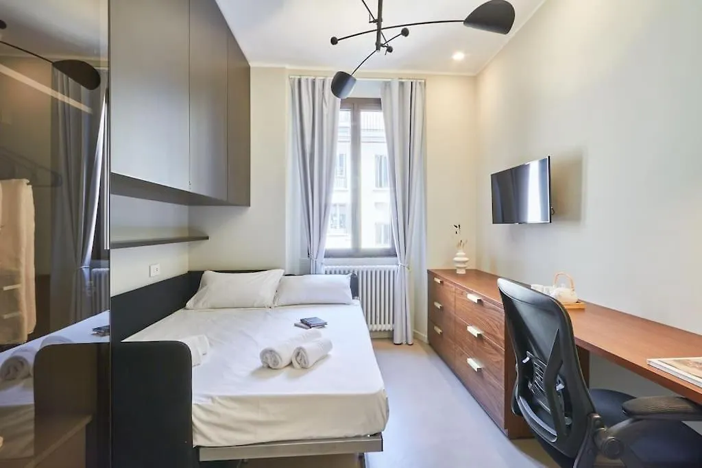 Easylife - Luxury Design Apartment With Jacuzzi Milan