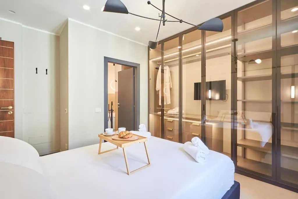 Easylife - Luxury Design Apartment With Jacuzzi Milan