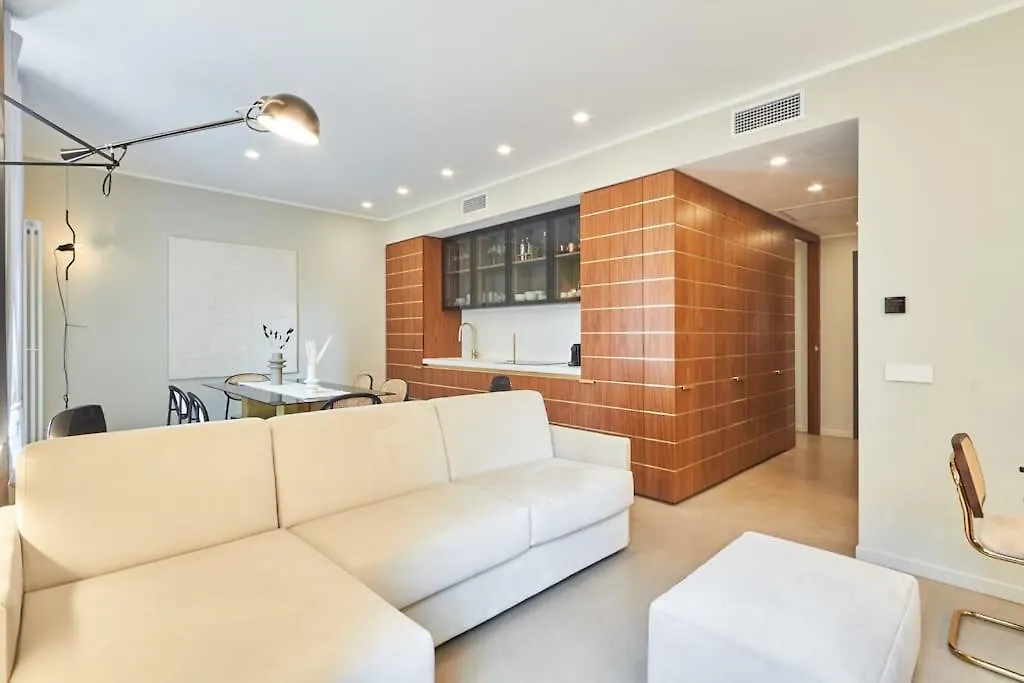 Easylife - Luxury Design Apartment With Jacuzzi Milan
